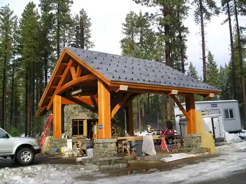 How to De Ice Your Roof (Step-by-Step Guide)